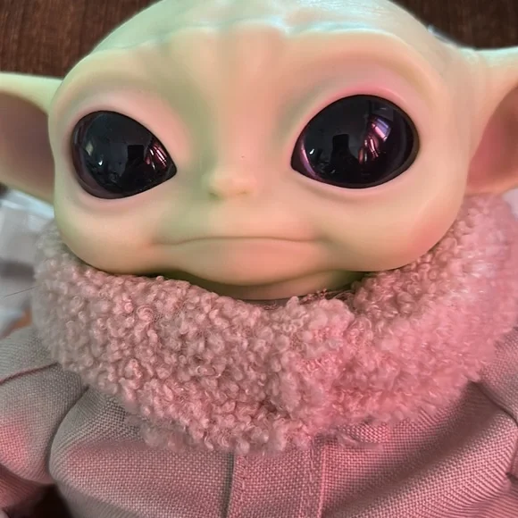 Star Wars mandalorian The child/L’enfant by Mattel NWT - Picture 2 of 6